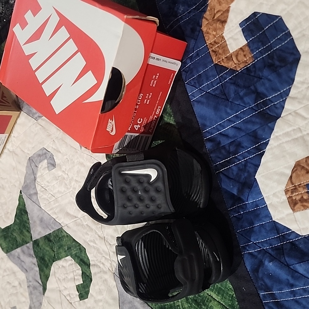 Nike Sunray adjust sandals 4C